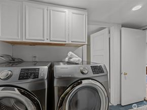 9732 15th Avenue NE, Seattle WA 98115