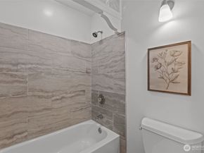 9732 15th Avenue NE, Seattle WA 98115