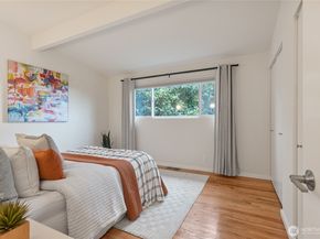 12857 SE 45th Pl, Bellevue WA 98006