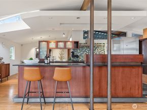 12857 SE 45th Pl, Bellevue WA 98006