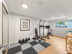 12857 SE 45th Pl, Bellevue WA 98006