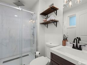 35844 13th Avenue SW, Federal Way WA 98126