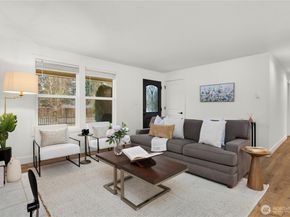 35844 13th Avenue SW, Federal Way WA 98126