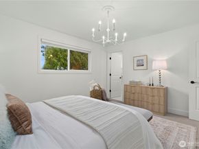 35844 13th Avenue SW, Federal Way WA 98126