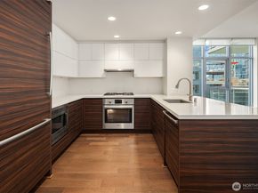 583 Battery Street 1202N, Seattle WA 98121