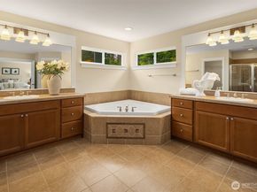 12612 Eagles Nest Drive, Mukilteo WA 98275