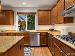 12612 Eagles Nest Drive, Mukilteo WA 98275