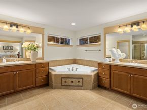 12612 Eagles Nest Drive, Mukilteo WA 98275