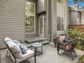 11512 NE 115th Court, Kirkland WA 98033