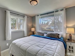 8829 231st Street SW, Edmonds WA 98026