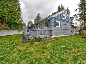 8829 231st Street SW, Edmonds WA 98026