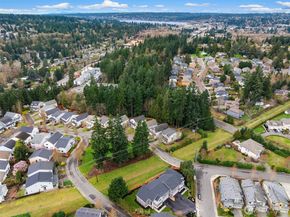 9207 NE 175th Street A, Bothell WA 98011