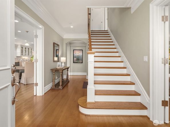 360 Highland Drive, Seattle WA 98109