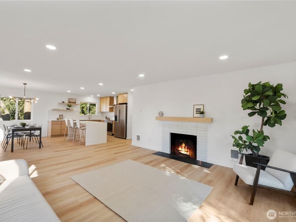 13022 15th Avenue SW, Burien WA 98146