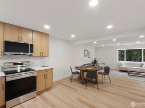 13022 15th Avenue SW, Burien WA 98146