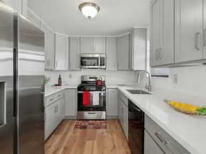 7301 32nd Avenue S, Seattle WA 98118