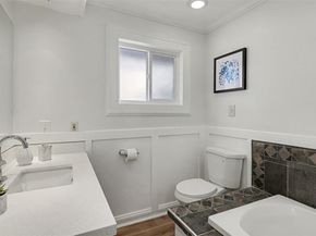 7301 32nd Avenue S, Seattle WA 98118