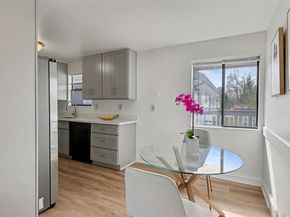 7301 32nd Avenue S, Seattle WA 98118