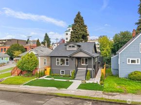 5520 Brooklyn Avenue NE, Seattle WA 98105