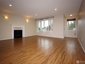 14948 6th Avenue S, Burien WA 98168