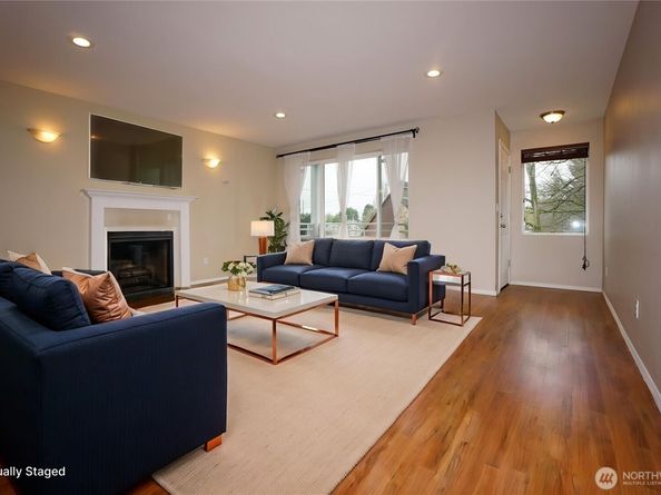 14948 6th Avenue S, Burien WA 98168