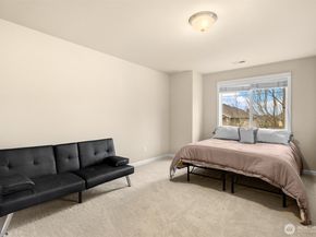 10700 SE 260th Street E103, Kent WA 98030