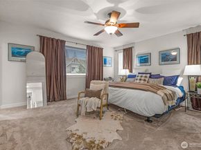 317 204th Place SE, Bothell WA 98012