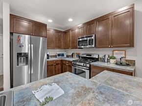 317 204th Place SE, Bothell WA 98012