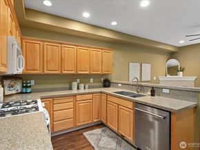 5300 Glenwood Avenue U2, Everett WA 98203