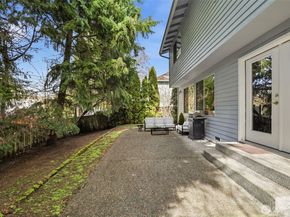 32413 7th Avenue SW, Federal Way WA 98023