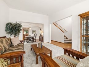 32413 7th Avenue SW, Federal Way WA 98023