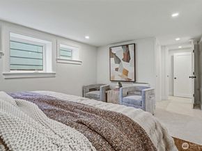 604 N 44th Street, Seattle WA 98103