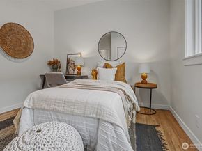 604 N 44th Street, Seattle WA 98103