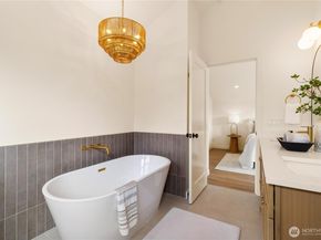 8253 Densmore Avenue N, Seattle WA 98103