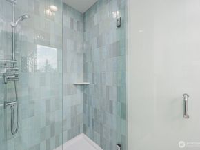 3015 61st Avenue SW B, Seattle WA 98116