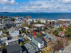 3015 61st Avenue SW B, Seattle WA 98116