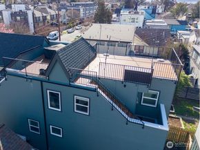 3015 61st Avenue SW B, Seattle WA 98116
