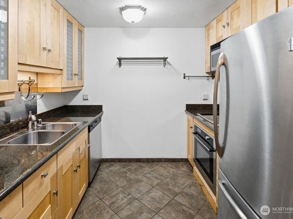 710 N 160th Street B112, Shoreline WA 98133
