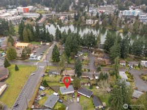 1615 N 196th Place, Shoreline WA 98133