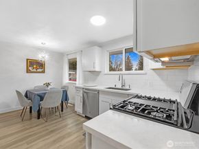 1615 N 196th Place, Shoreline WA 98133