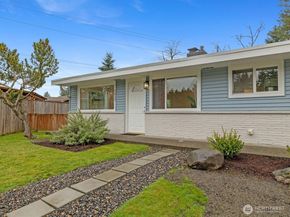 1615 N 196th Place, Shoreline WA 98133