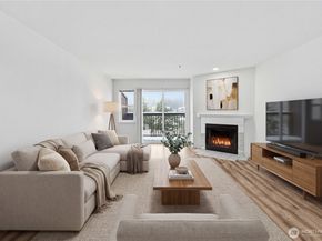 15711 Waynita NE H301, Bothell WA 98011