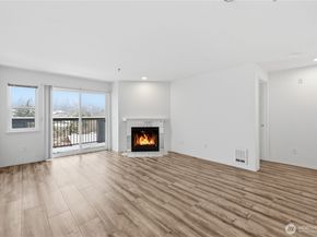 15711 Waynita NE H301, Bothell WA 98011