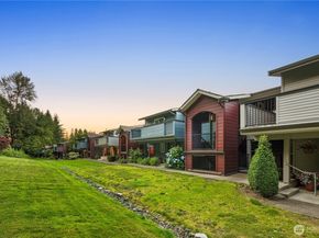15711 Waynita NE H301, Bothell WA 98011