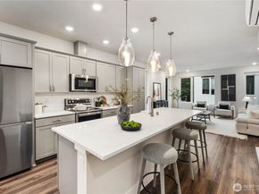 13335 Greenwood Avenue N D, Seattle WA 98133