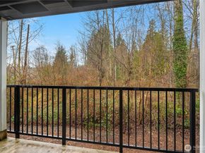 14006 NE 181st Place B205, Woodinville WA 98072