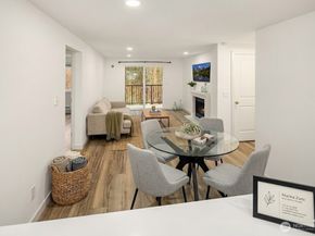 14006 NE 181st Place B205, Woodinville WA 98072