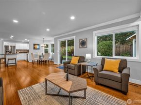 6121 140th Court NE, Redmond WA 98052