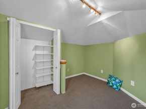 6121 140th Court NE, Redmond WA 98052