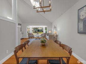 6121 140th Court NE, Redmond WA 98052